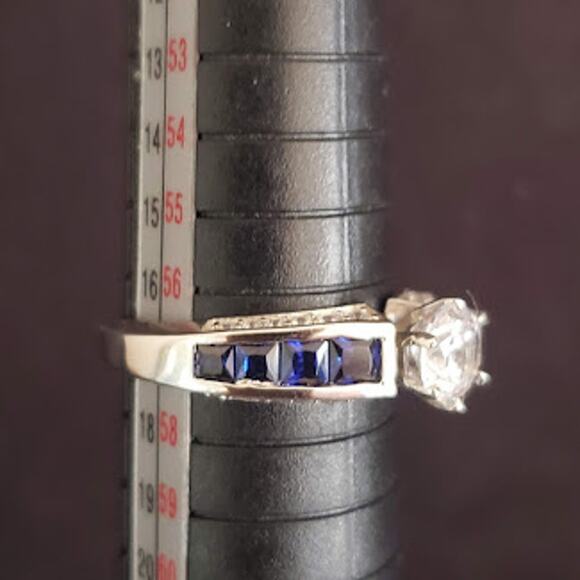 Sterling Silver 925 Synthetic Sapphire Crystal Ring Size 7 1/2  New Without Tags - Picture 6 of 10